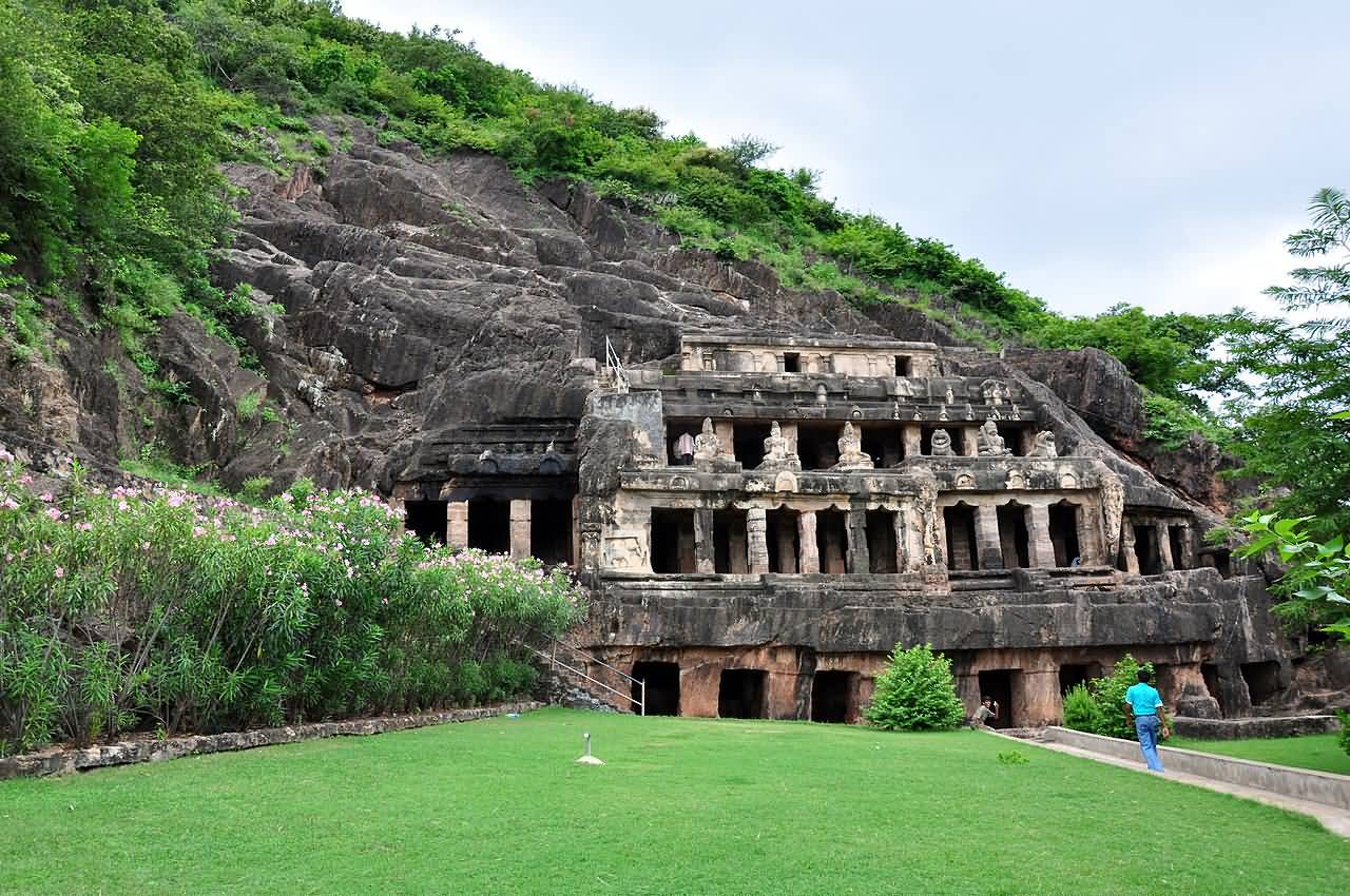 5 Mysterious Caves In India - ALLRefer