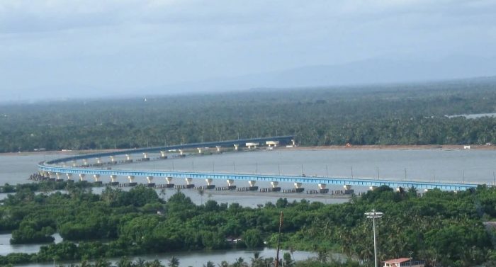 Vembanad Rail Bridge At Vallarpadam
