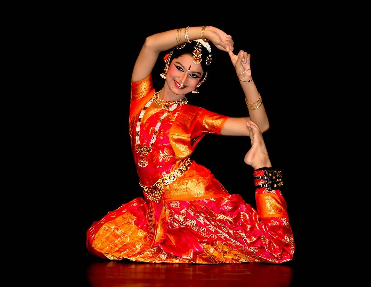 8 Famous Classical Dance Styles Of India - ALLRefer