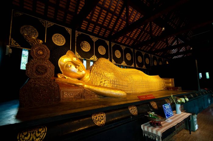 Reclining Buddha, Chiang Mai