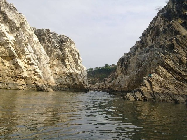 Marble Rocks At Bhedaghat