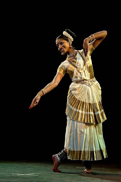 Mohiniyattam Dance