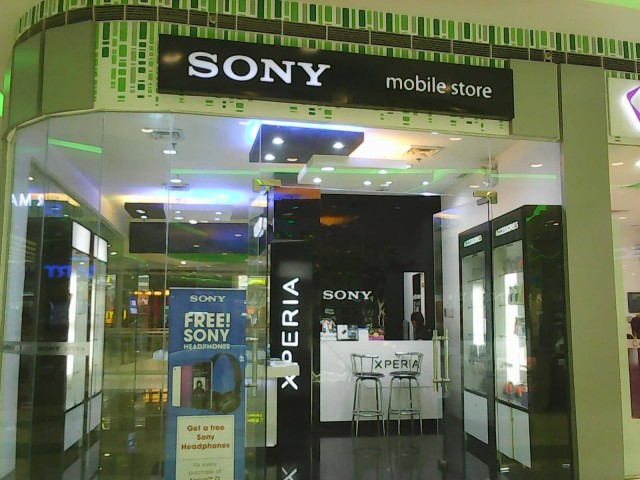 Sony Mobile Store (Photo Credit: SuperArticleGuy / CC BY-SA 3.0) 